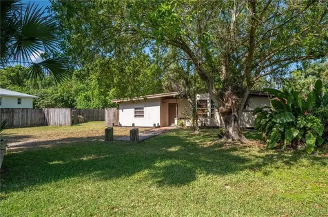 415 Charlotte Street Punta Gorda FL 33950