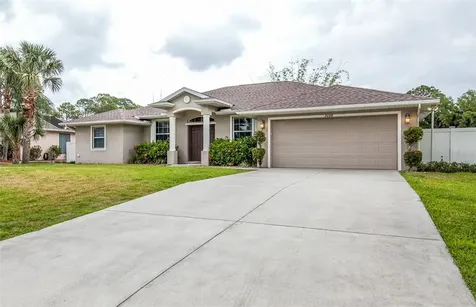 2608 Belvidere Street North Port FL 34286