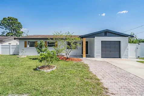 6001 Tampa Shores Boulevard Tampa FL 33615