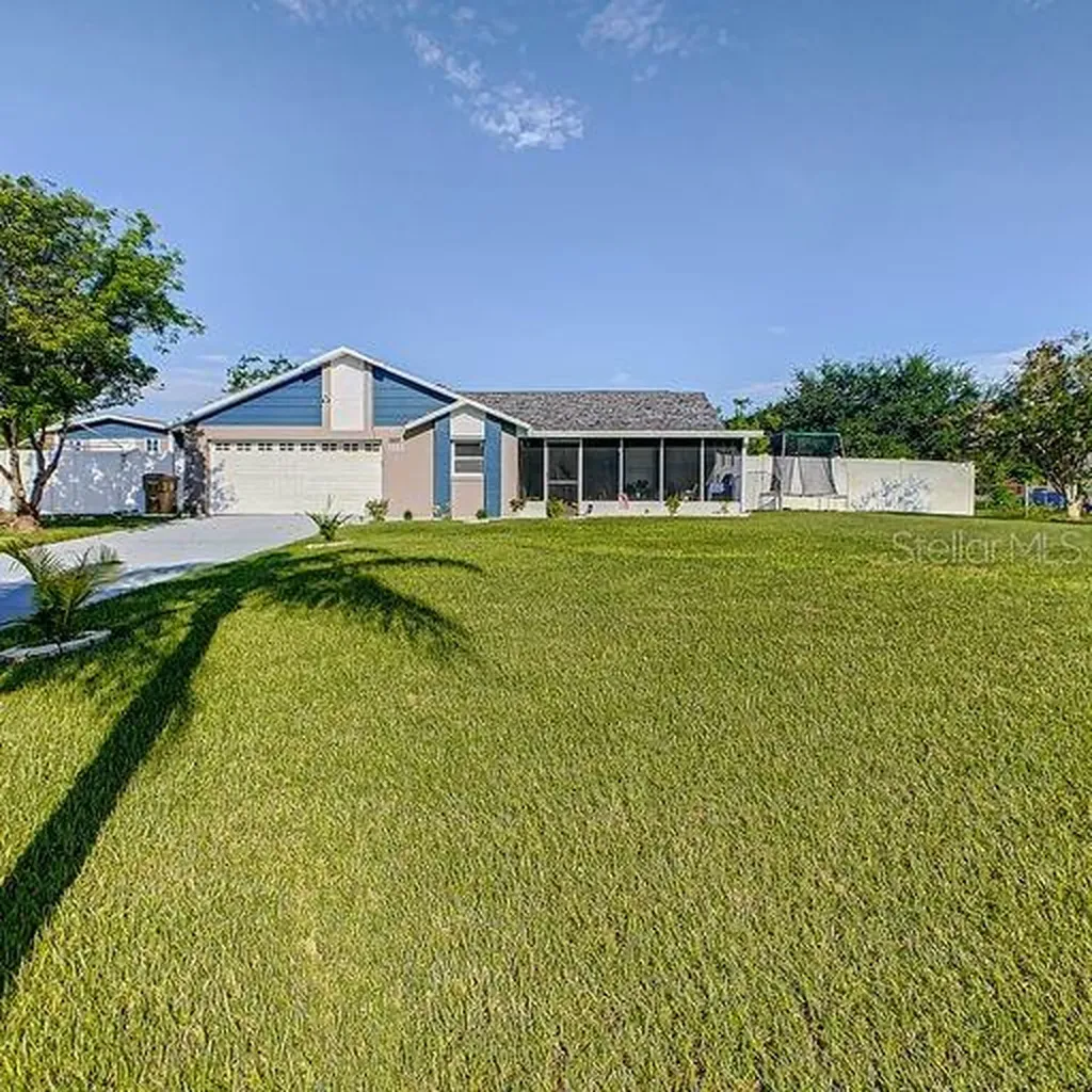 3323 Bottlebrush Court Kissimmee FL 34746