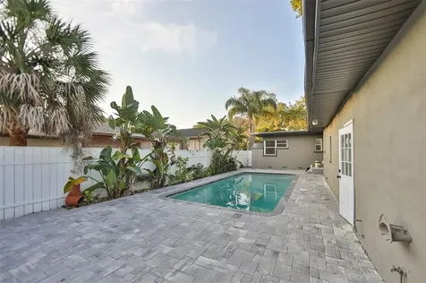 6141 2nd Avenue S St Petersburg FL 33707