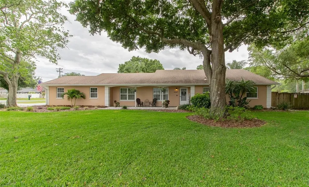 2327 Shenandoah Street Lakeland FL 33812