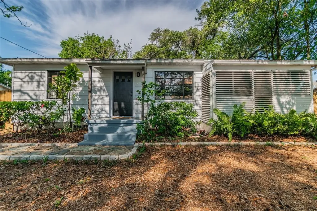 8208 N Ola Avenue Tampa FL 33604