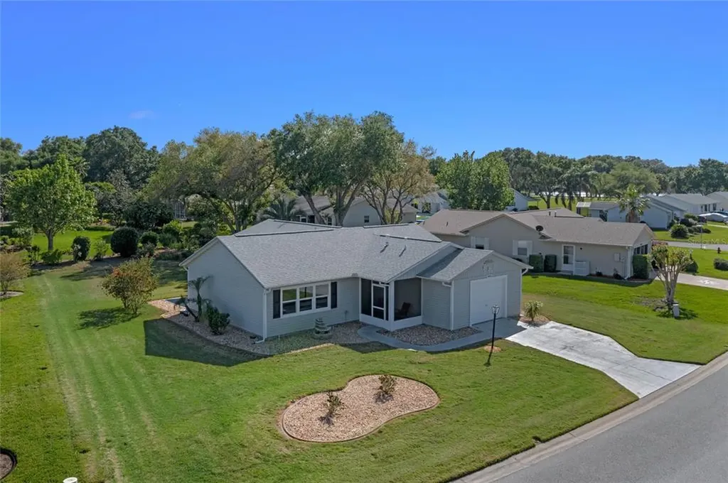 26551 Evert Street Leesburg FL 34748