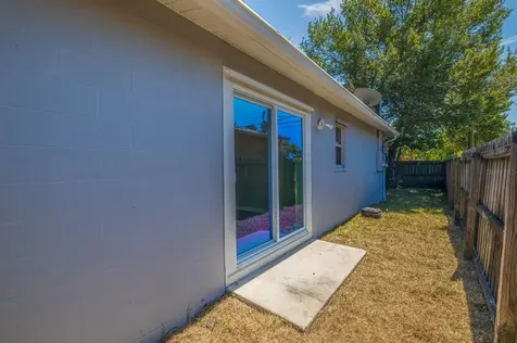 2486 15th Avenue S St Petersburg FL 33712
