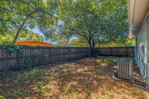 2486 15th Avenue S St Petersburg FL 33712