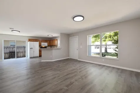 2486 15th Avenue S St Petersburg FL 33712