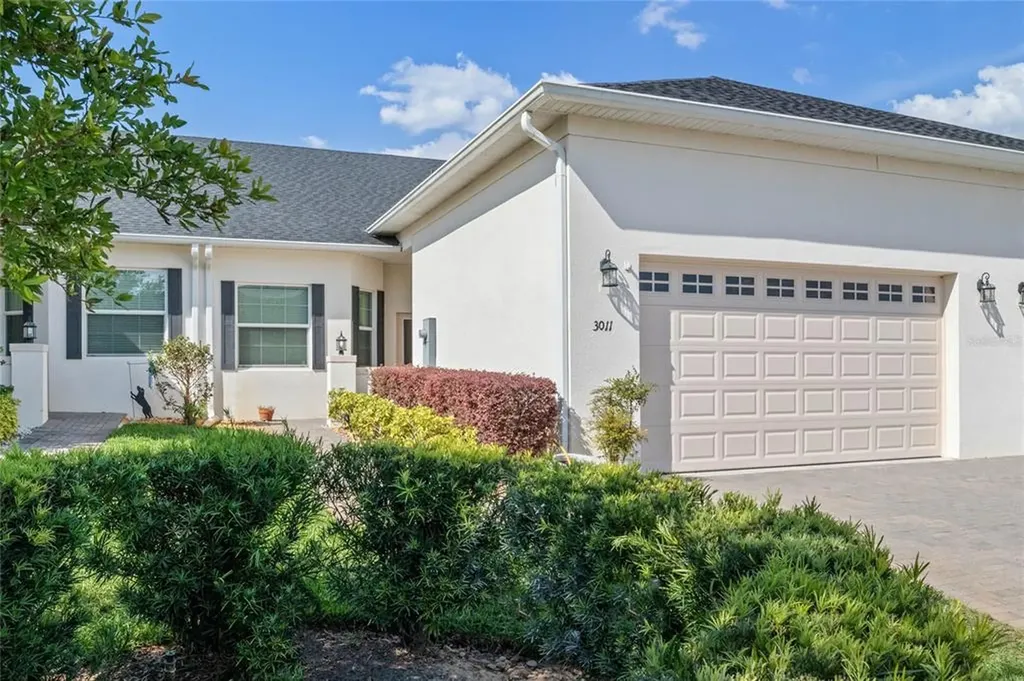 3011 Manitoba Avenue Groveland FL 34736