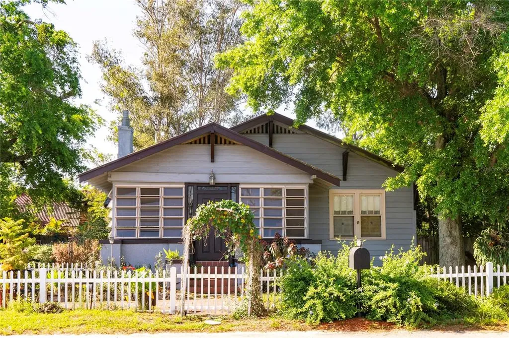1037 Elizabeth Avenue Haines City FL 33844