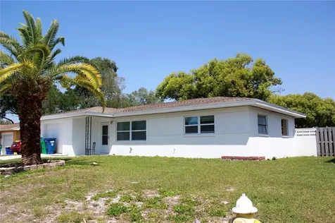 8775 113th Street Seminole FL 33772