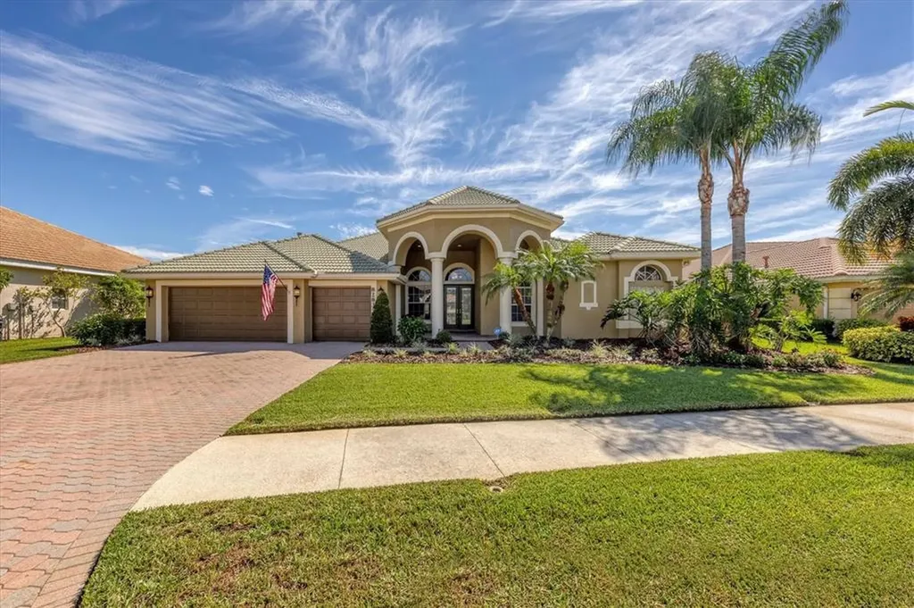 8283 Barton Farms Boulevard Sarasota FL 34240