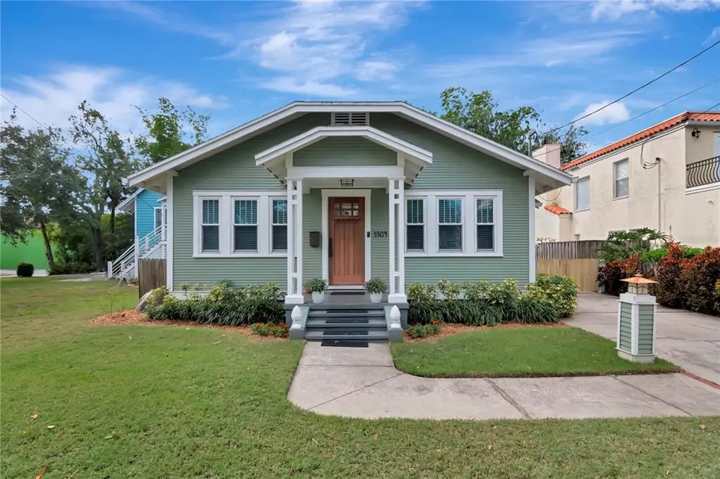 3304 W Empedrado Street Tampa FL 33629