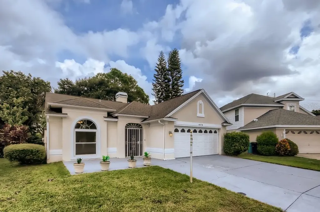 6573 Autumn Cove Drive Orlando FL 32822