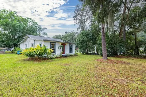 11817 E Old Hillsborough Avenue Seffner FL 33584
