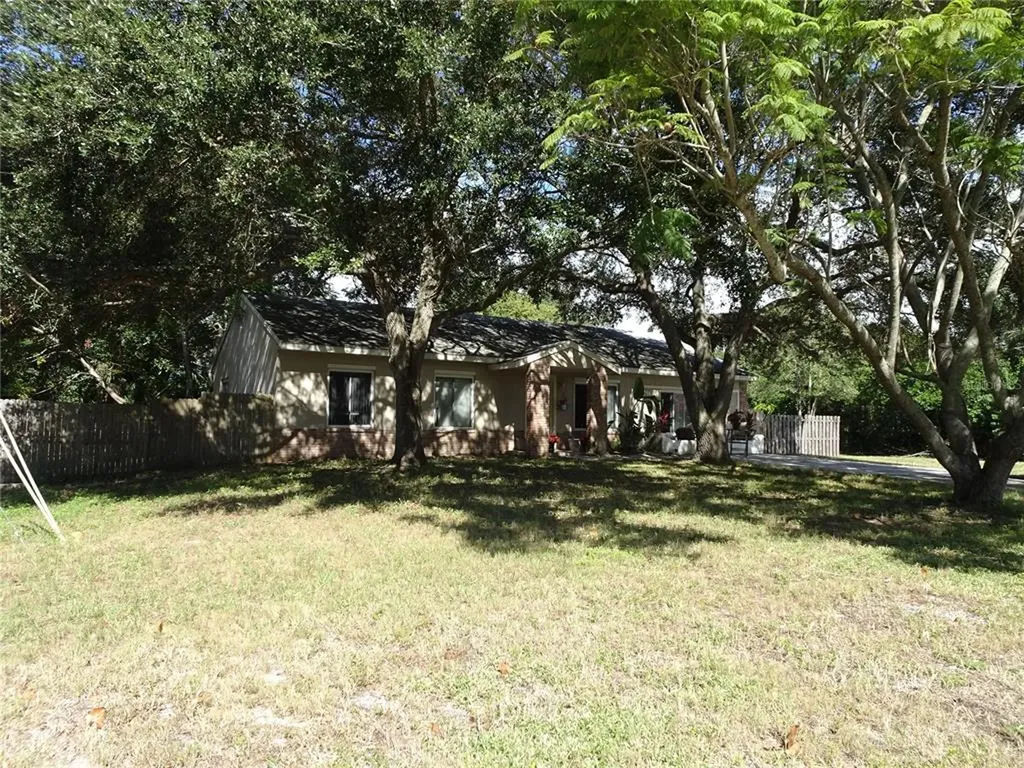 1495 Indiana Avenue Palm Harbor FL 34683