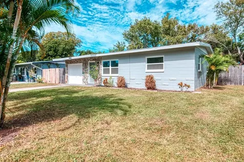 5905 60th Avenue N St Petersburg FL 33709