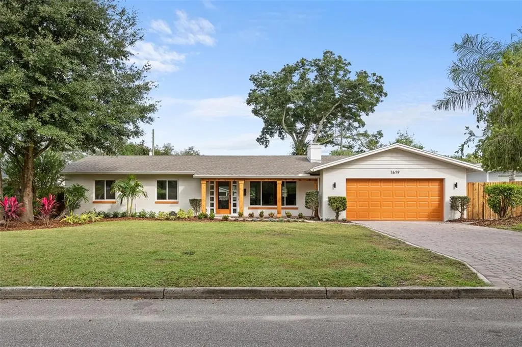 1619 Pepperidge Drive Orlando FL 32806