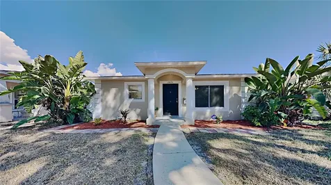 2825 Emerson Avenue S St Petersburg FL 33712