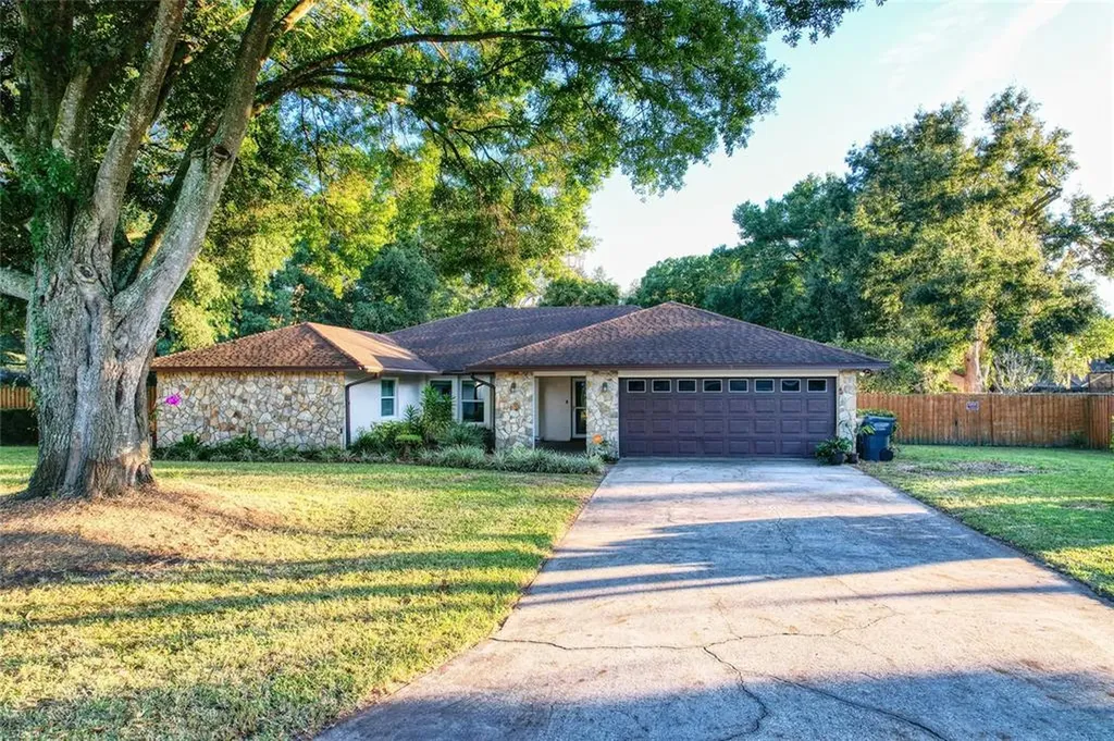 2217 Roslyn Lane Lakeland FL 33812