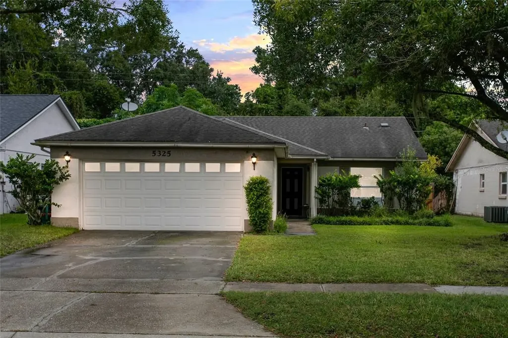 5325 Conway Oaks Court Orlando FL 32812