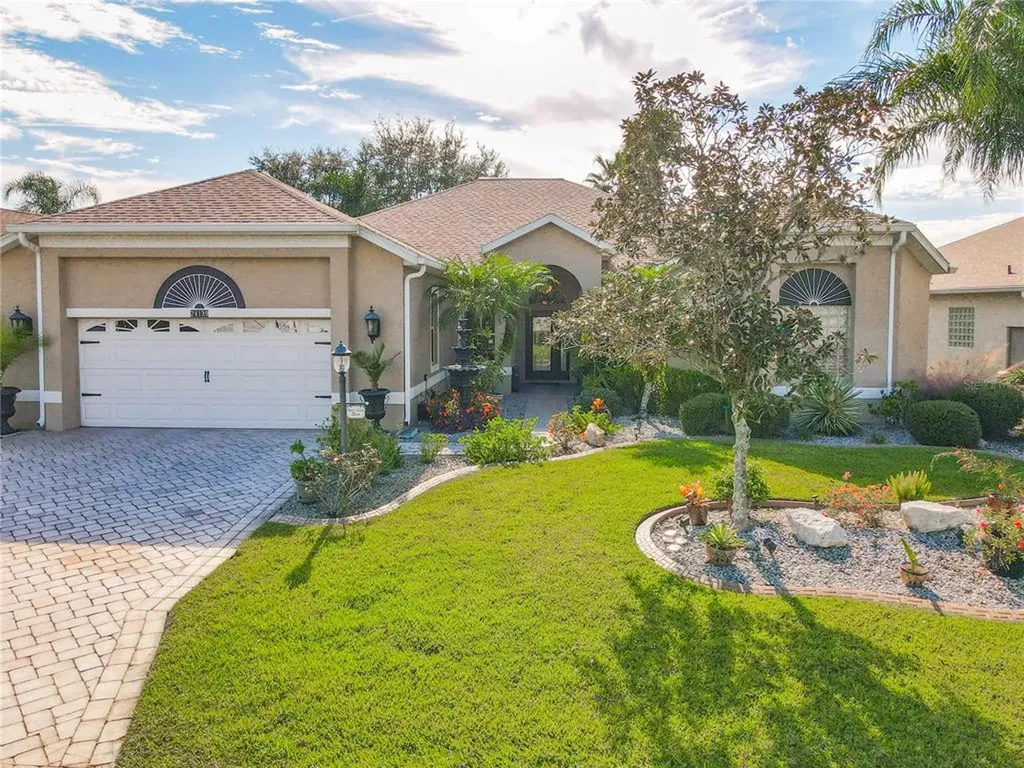 24139 Robinwood Street Leesburg FL 34748