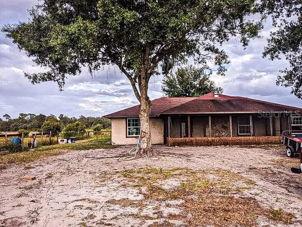 6425 Jewell Lane Lake Wales FL 33898