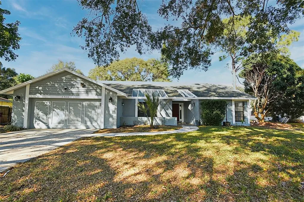 3240 W Saint Brides Circle Orlando FL 32812