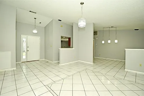 3240 W Saint Brides Circle Orlando FL 32812