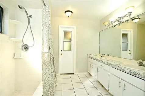 3240 W Saint Brides Circle Orlando FL 32812