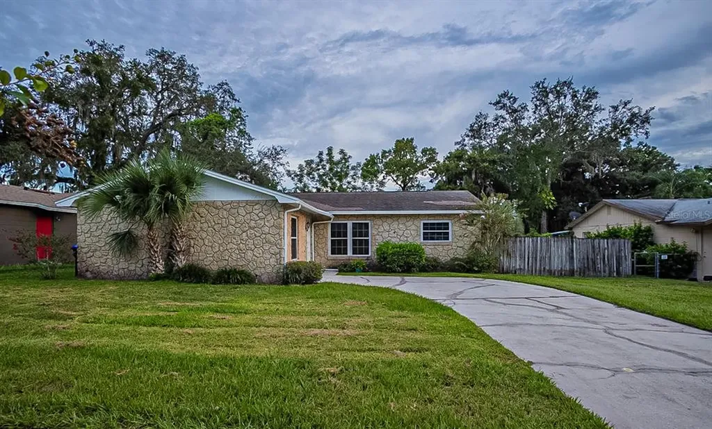 3210 Calumet Drive Orlando FL 32810