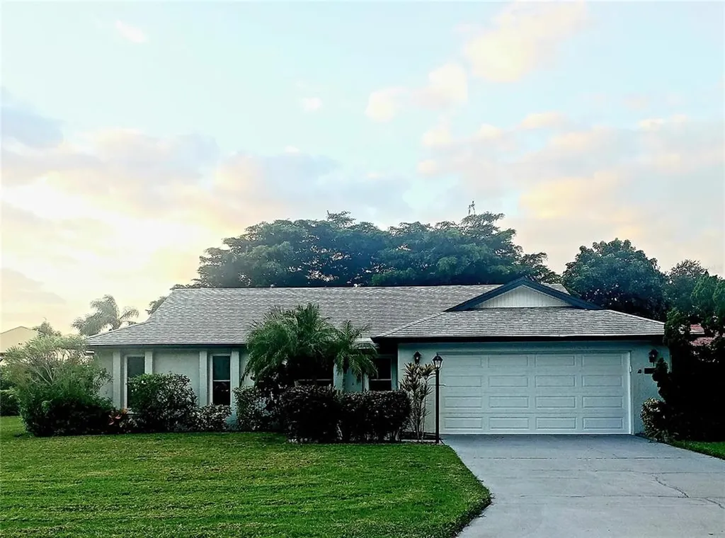 5609 11th Avenue W Bradenton FL 34209