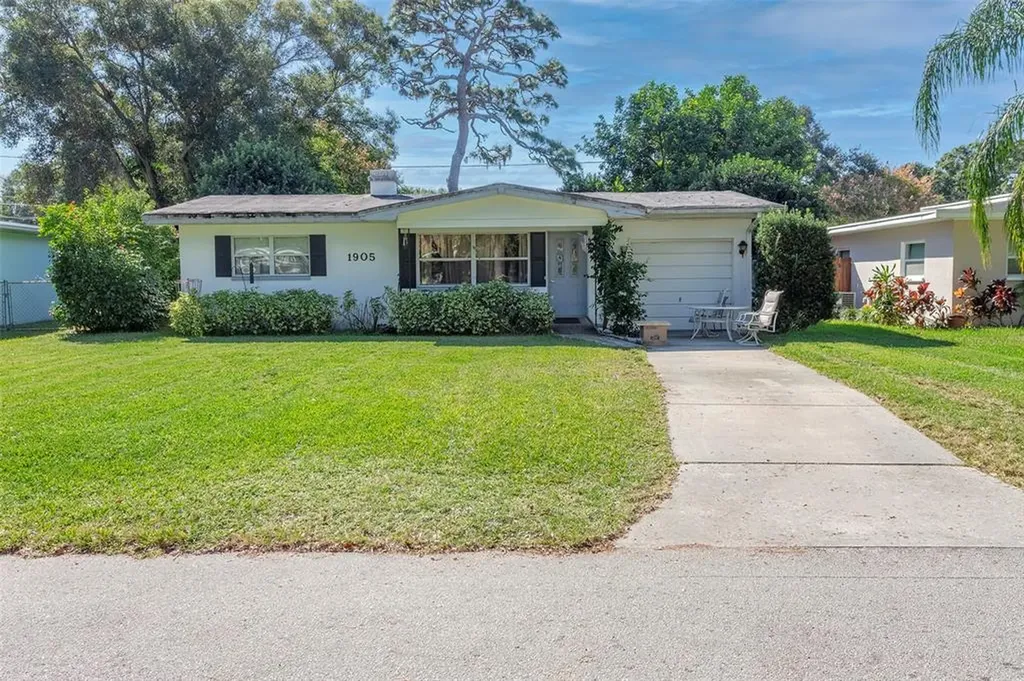 1905 Pinehurst Drive Clearwater FL 33763