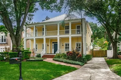 4618 W Tennyson Avenue Tampa FL 33629
