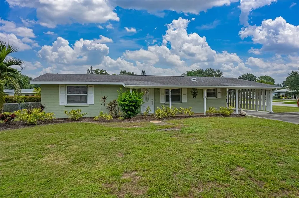 4328 Des Plains Drive Sarasota FL 34233