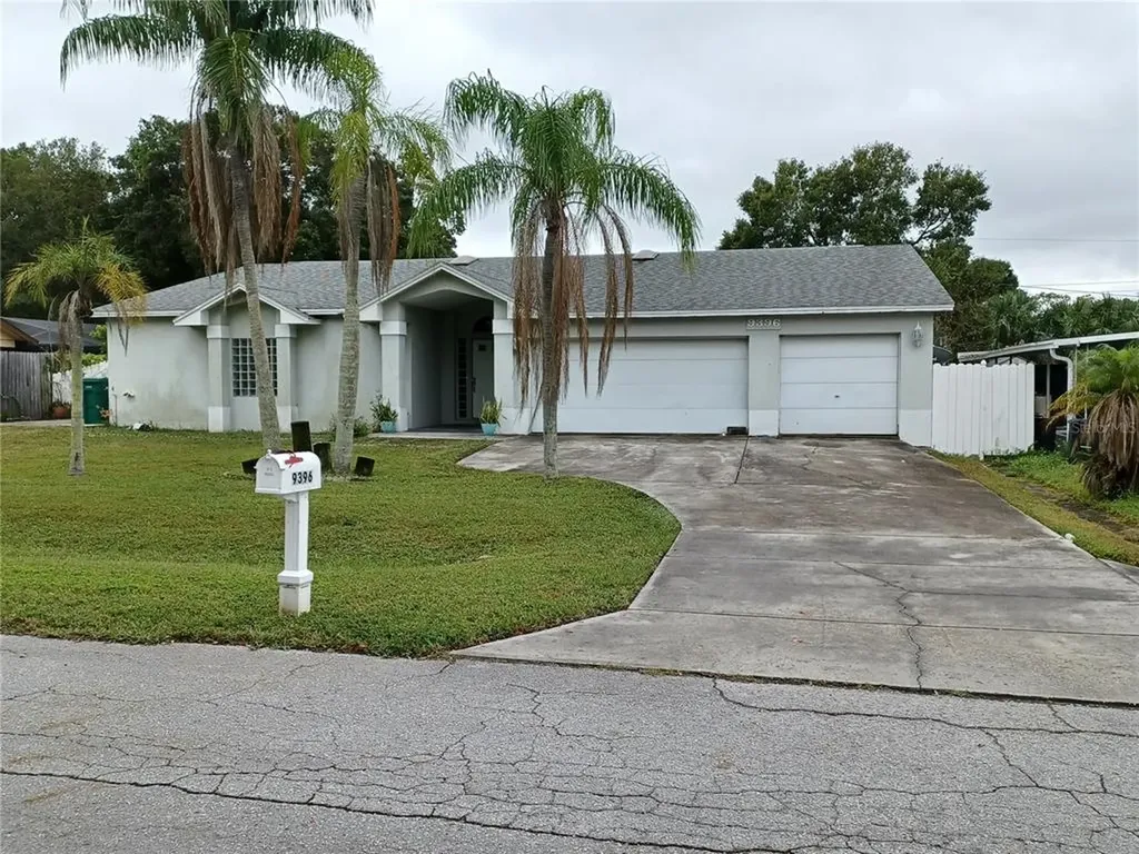 9396 127th Avenue Largo FL 33773