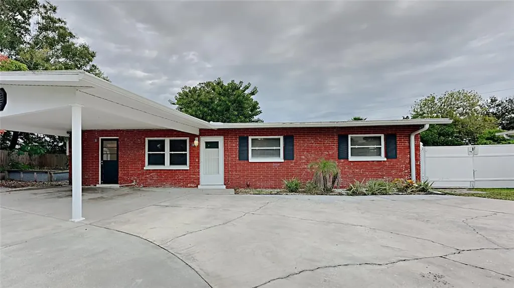 5911 85th Terrace N Pinellas Park FL 33781