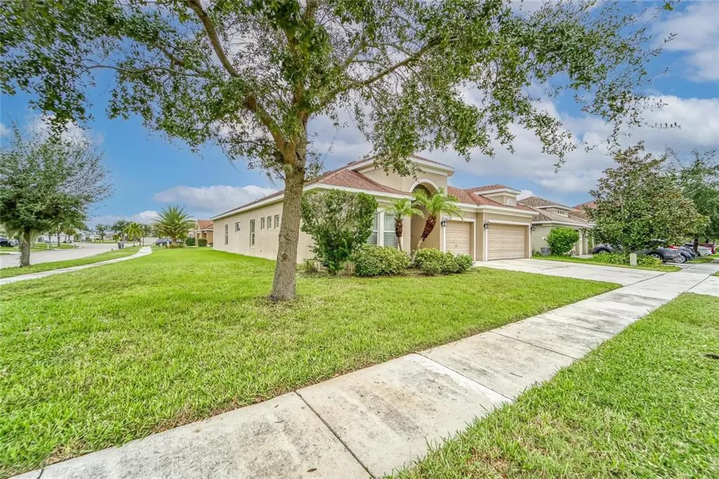 623 Marion Hill Lane Ruskin FL 33570