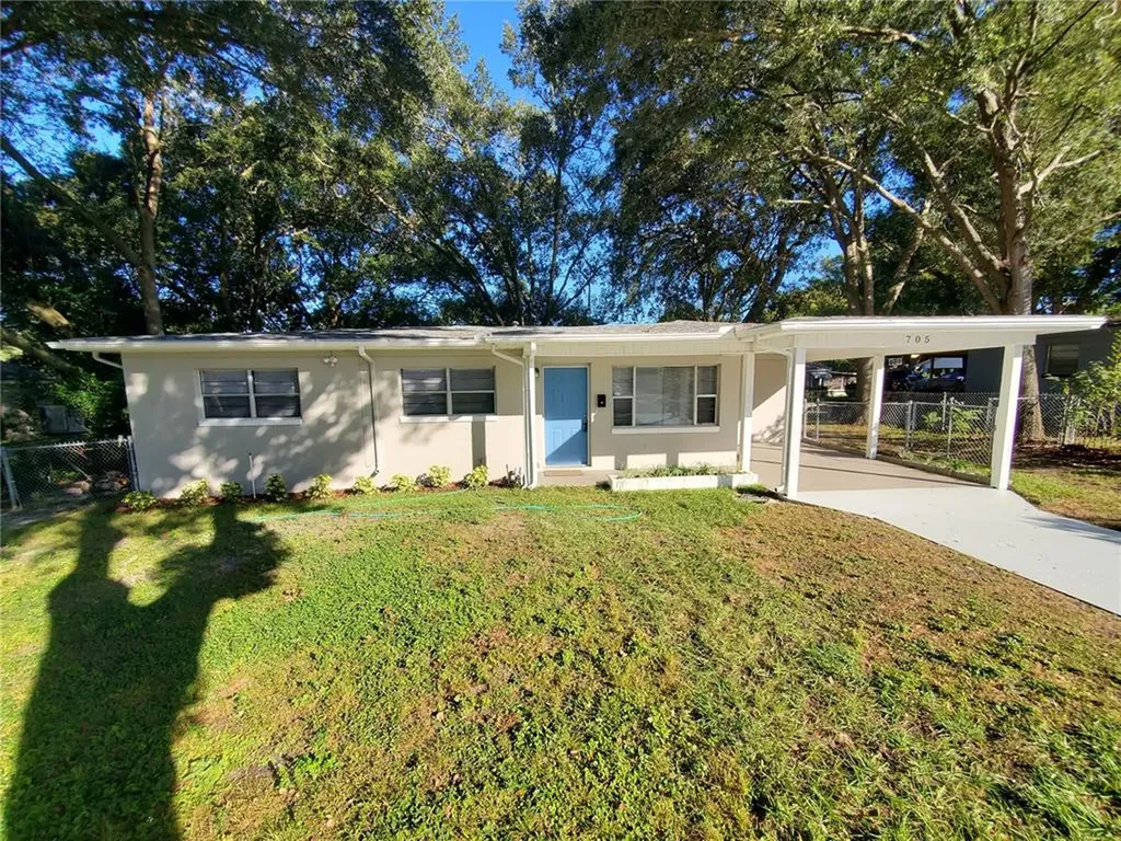 705 W Shady Lane Lakeland FL 33803