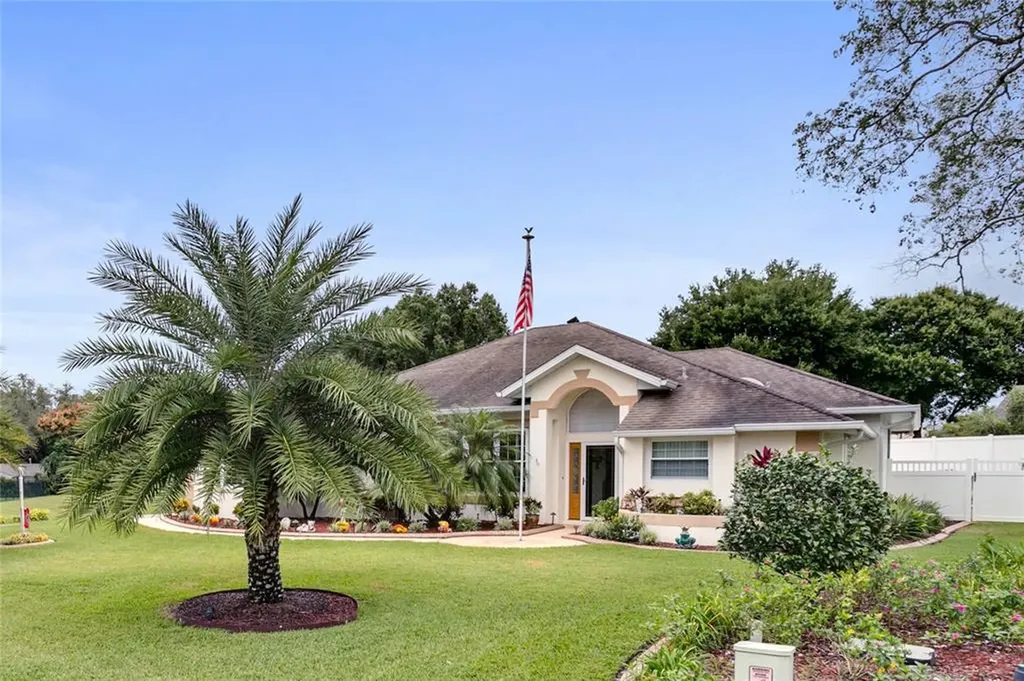 33828 Overton Drive Leesburg FL 34788