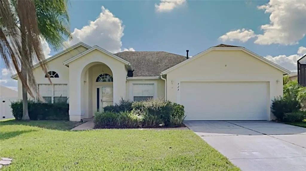 723 Via Bianca Drive Davenport FL 33896