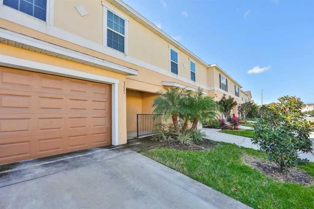 7221 Merlot Sienna Avenue Gibsonton FL 33534