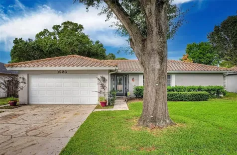 1226 Dinnerbell Lane E Dunedin FL 34698