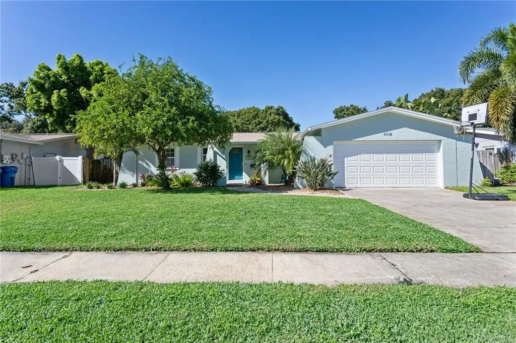 6074 16th Lane NE St Petersburg FL 33703