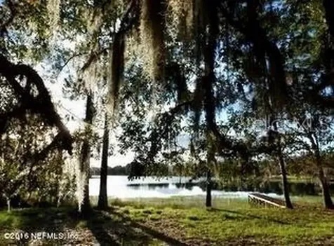 317 Neal Road Hawthorne FL 32640