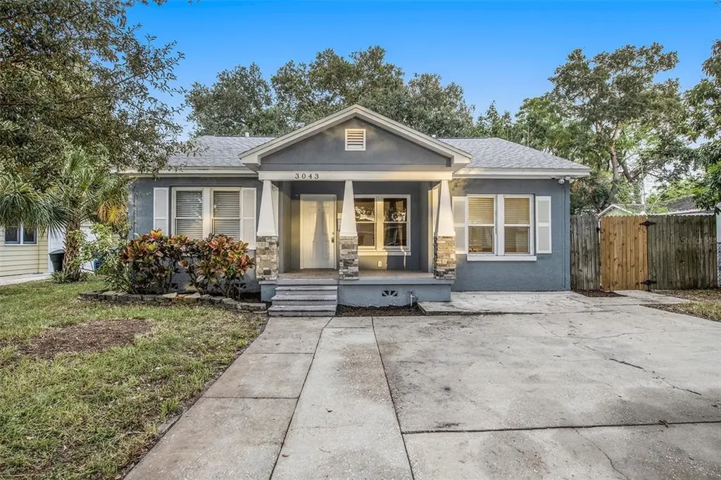 3043 14th Street N St Petersburg FL 33704