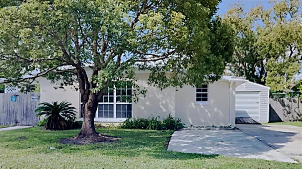 1532 Zinnia Drive Deltona FL 32725