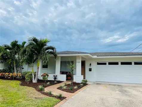 1101 37th Avenue NE St Petersburg FL 33704
