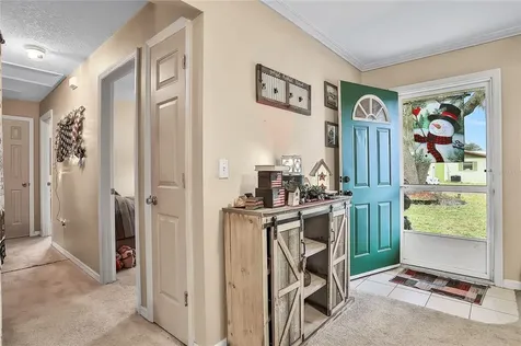 17205 Lakeview Court Umatilla FL 32784