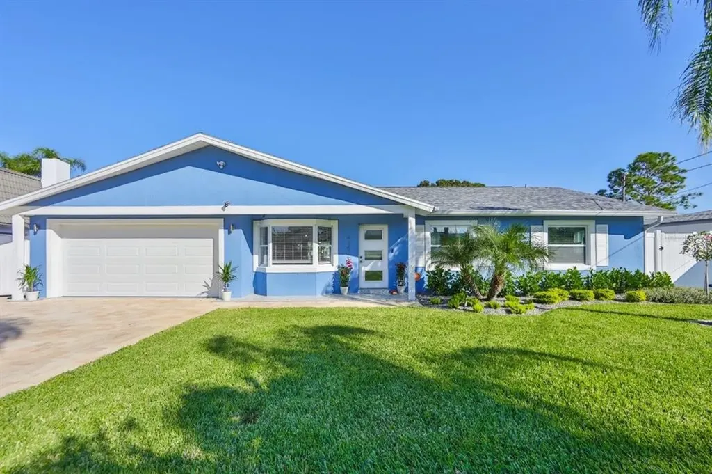 4642 Bay Crest Drive Tampa FL 33615