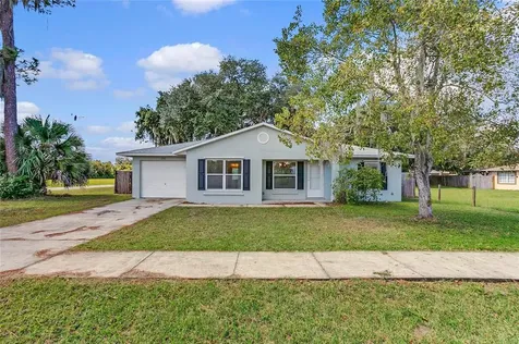 1201 N Texas Avenue Tavares FL 32778